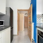 Elegant In With Parking, Garden And Bathtub By Renters Apartamento Poznan